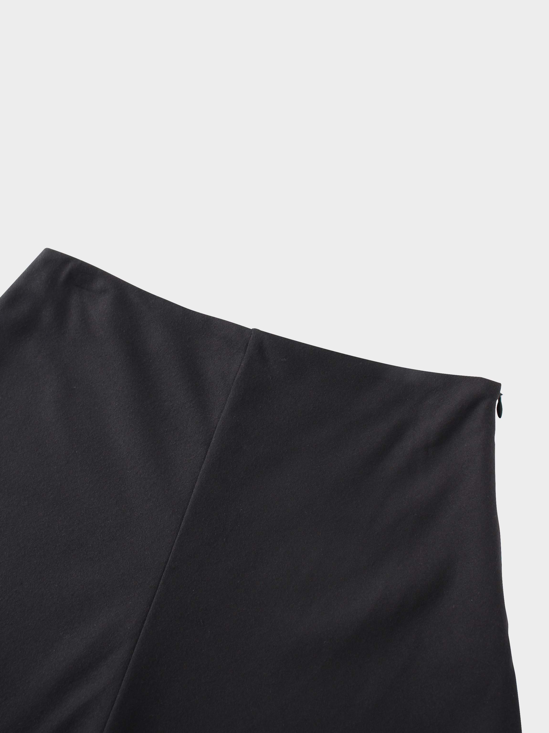 Basic A-Line Seamed Maxi Skirt-Black-3