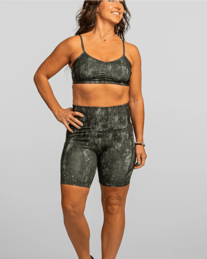 Hi Five High-Waisted Biker Short – Nature Daze (XS/M)